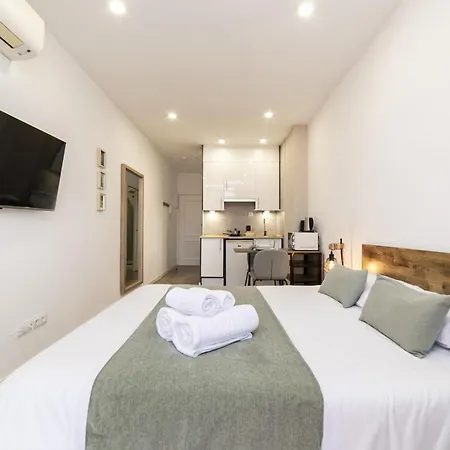 Luxury XIV - Ferga Suites-3